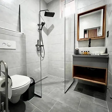 Hotel Orijent 4*